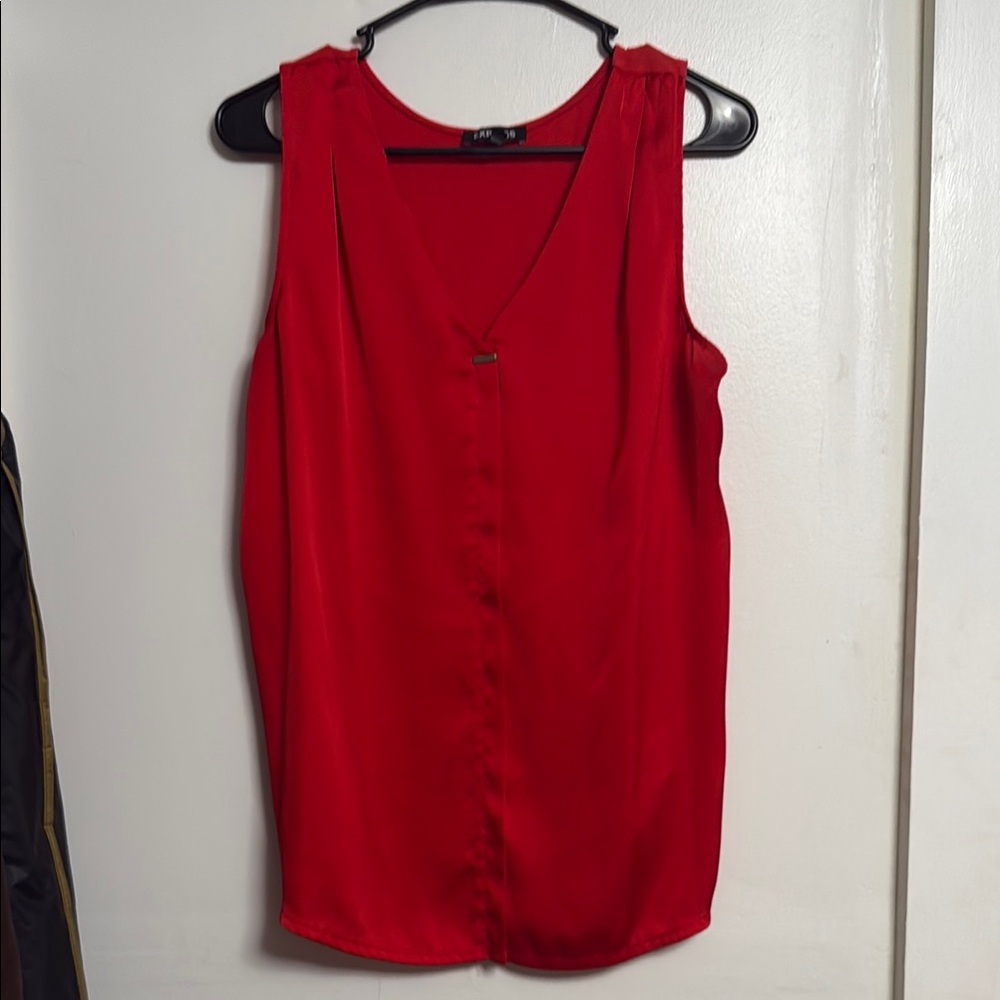 Express Red Sleeveless Buttoned Tank Top